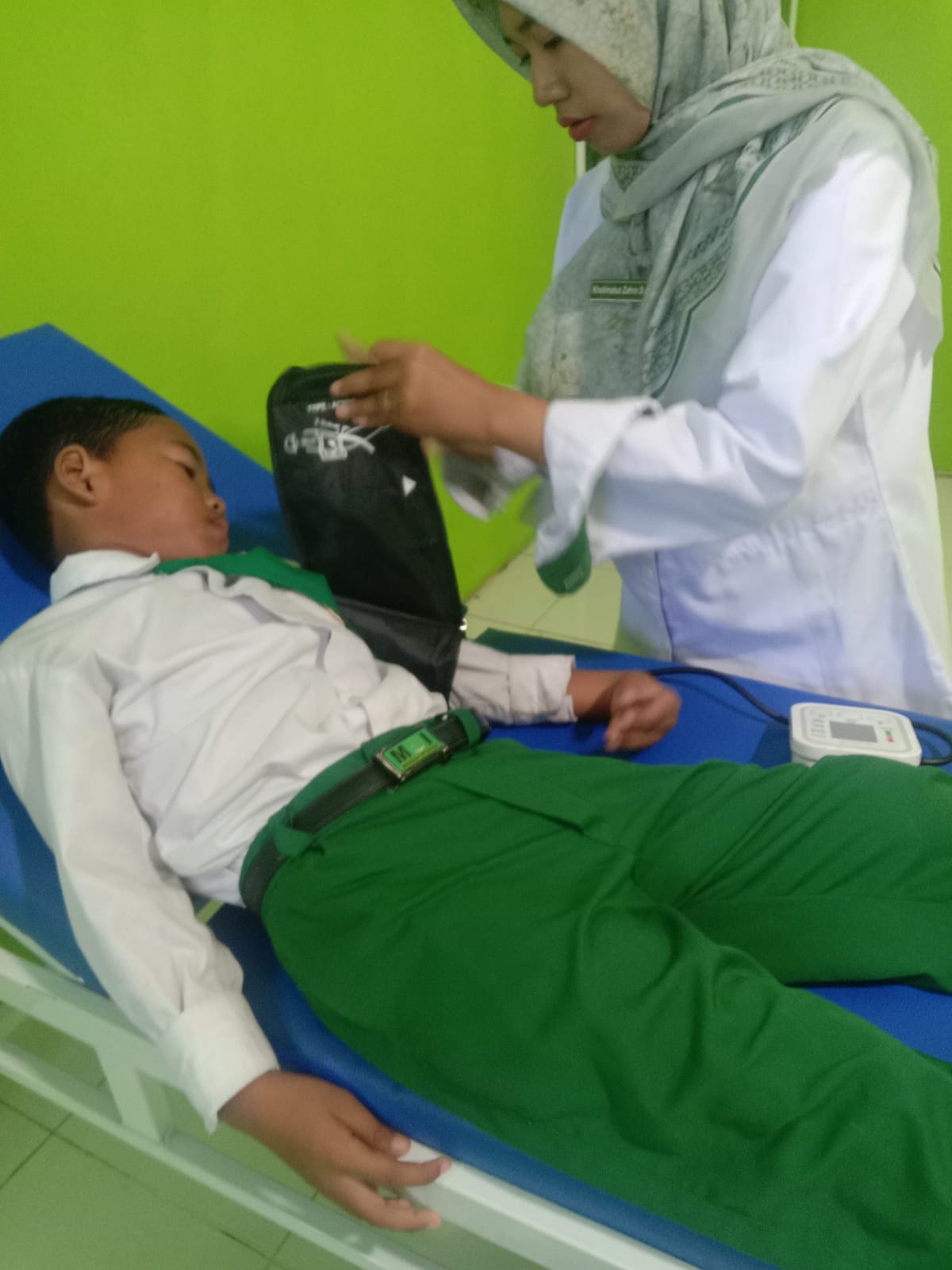 Fasilitas Pendukung dan Kegiatan (UKS)